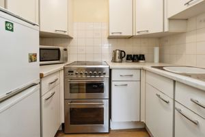 KITCHEN- click for photo gallery